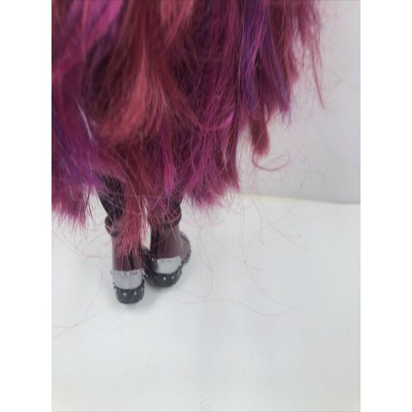 Rainbow High Mila Berrymore Doll Outfit & Boots Fashion MGA - Picture 15 of 16